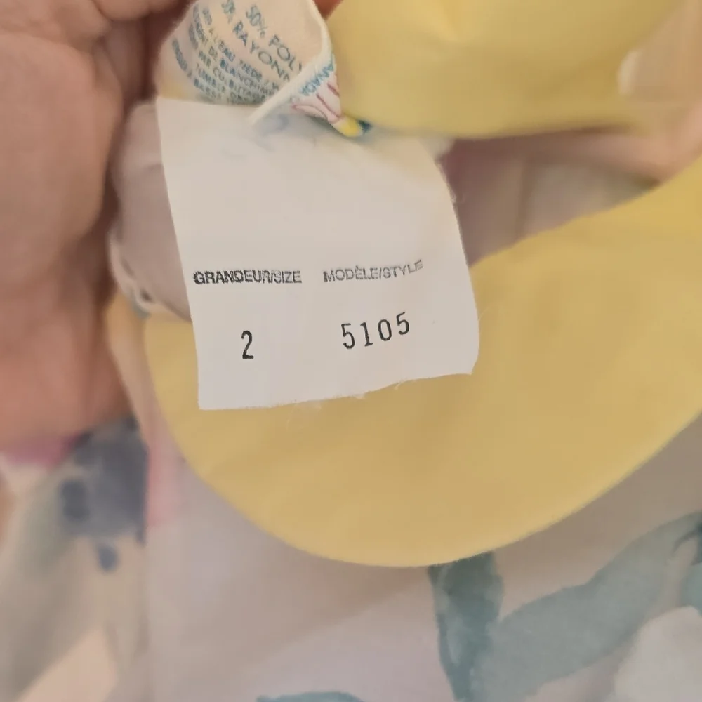 Vintage Floral Kids Dress with Yellow Collar Size 2T - Picture 6 of 8